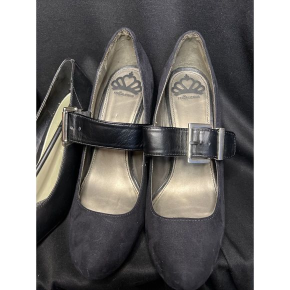 lot 2 pair Womens Black Closed Toe Heels size 9.5 - Picture 2 of 14